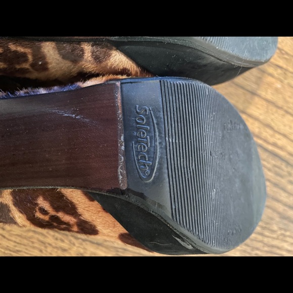 Stuart Weitzman leopard print heel - Picture 8 of 11